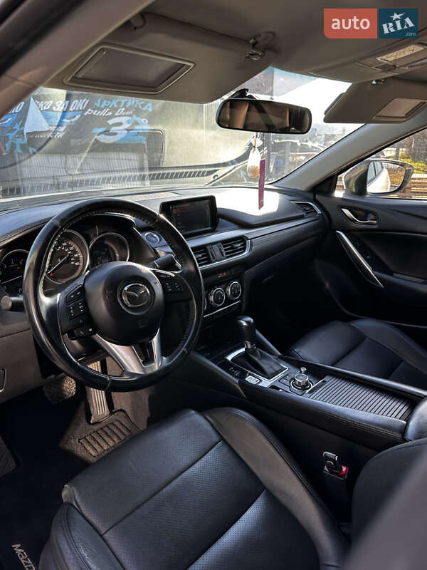 Седан Mazda 6 2015 в Тячеве