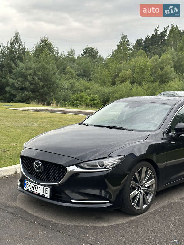 Седан Mazda 6 2018 в Львові