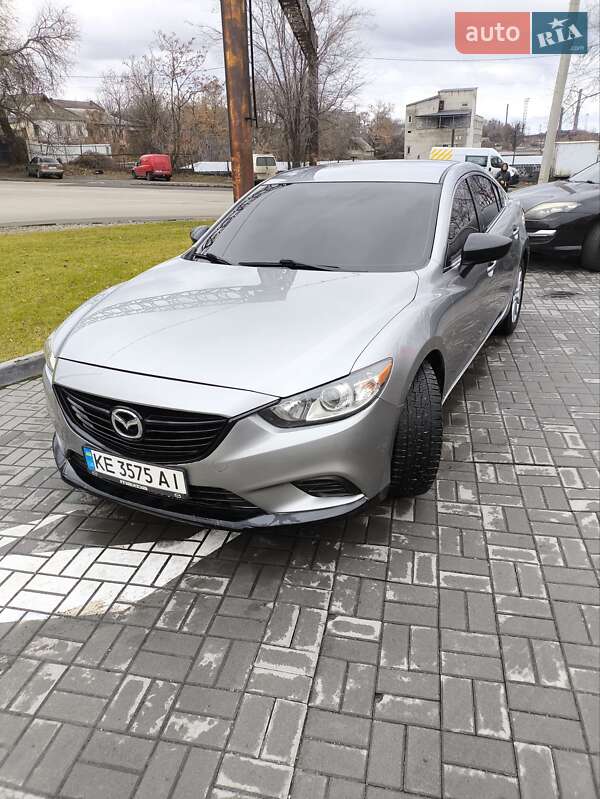 Седан Mazda 6 2014 в Днепре