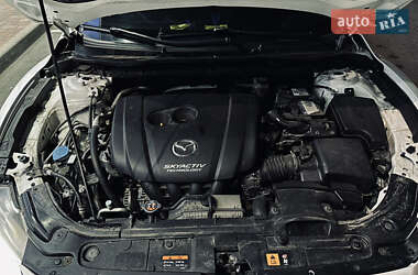 Седан Mazda 6 2012 в 