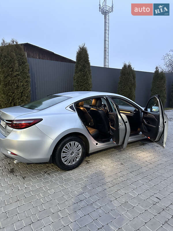 Седан Mazda 6 2018 в Кропивницком