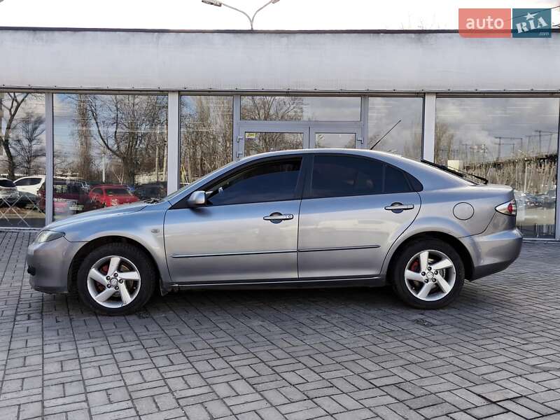 Лифтбек Mazda 6 2004 в Днепре