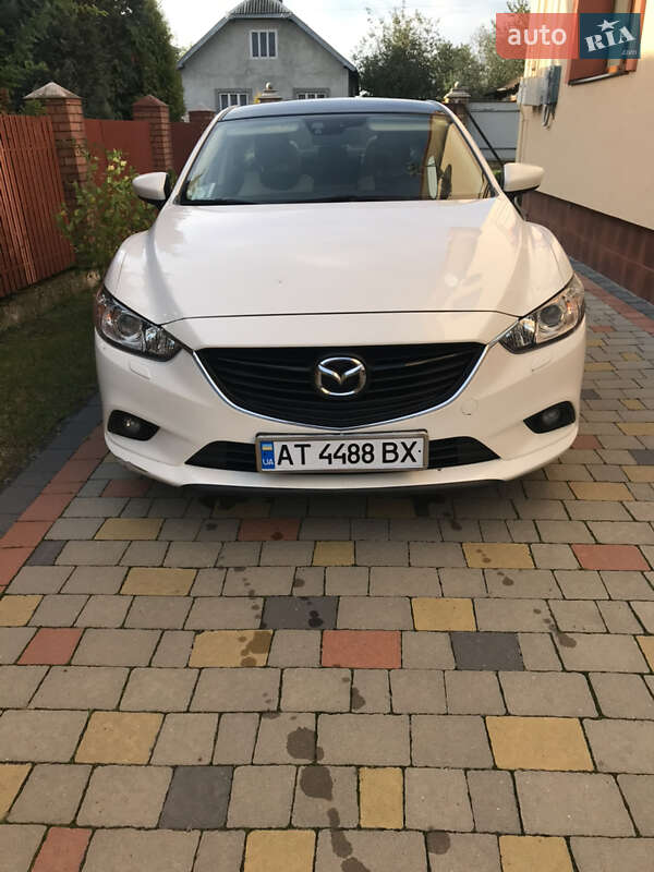 Седан Mazda 6 2015 в Ивано-Франковске