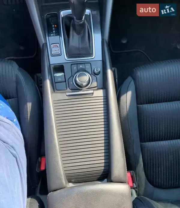 Седан Mazda 6 2015 в 