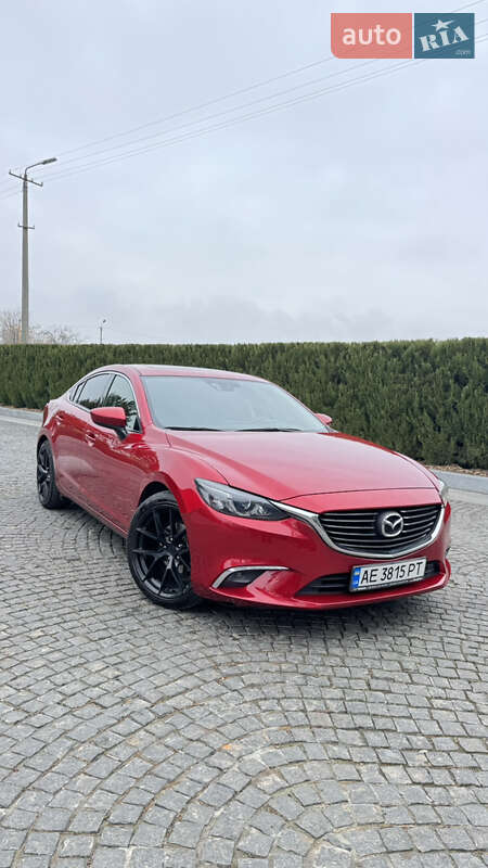 Седан Mazda 6 2016 в Днепре