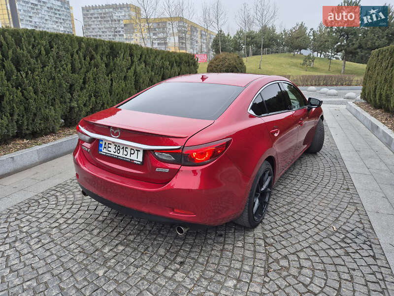 Седан Mazda 6 2016 в Днепре