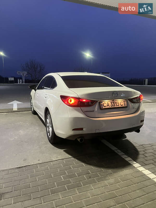 Седан Mazda 6 2014 в Золотоноше