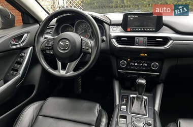 Седан Mazda 6 2015 в 