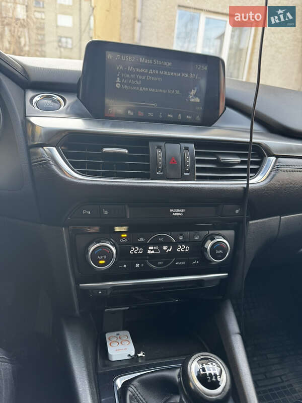 Универсал Mazda 6 2015 в Калинах
