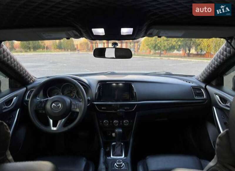 Седан Mazda 6 2014 в Кривом Роге