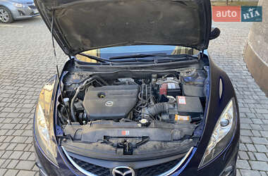 Седан Mazda 6 2011 в 