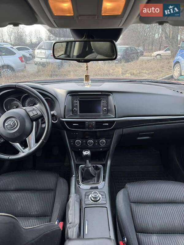 Седан Mazda 6 2012 в Виннице