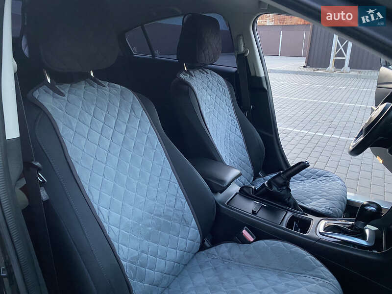 Седан Mazda 6 2014 в Черкассах