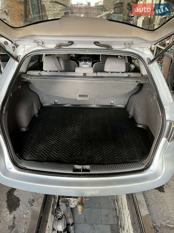 Универсал Mazda 6 2003 в Ровно
