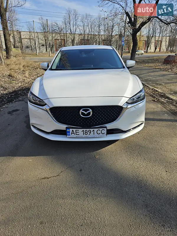 Mazda 6