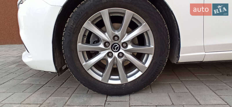 Седан Mazda 6 2013 в Вінниці