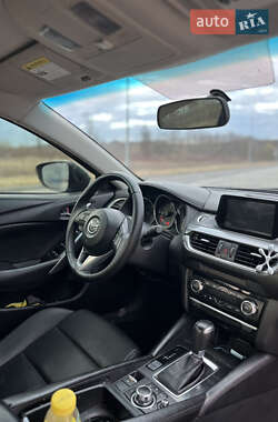 Седан Mazda 6 2016 в 