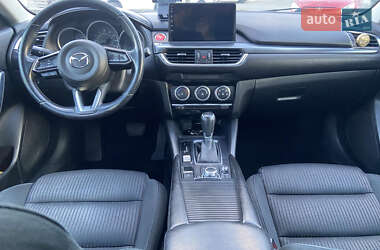 Седан Mazda 6 2017 в 