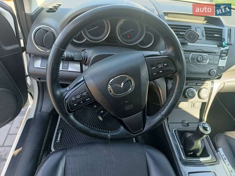 Універсал Mazda 6 2011 в Вінниці