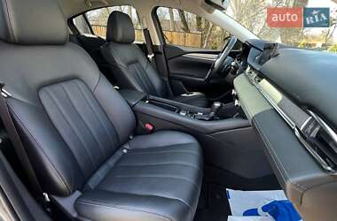 Седан Mazda 6 2018 в 