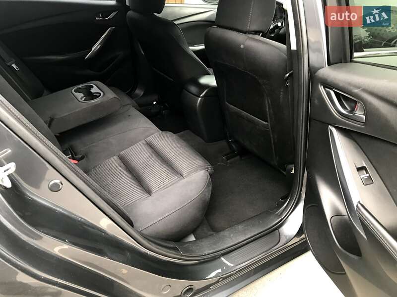 Седан Mazda 6 2015 в Киеве