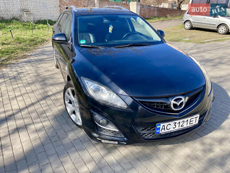 Универсал Mazda 6 2010 в Луцке