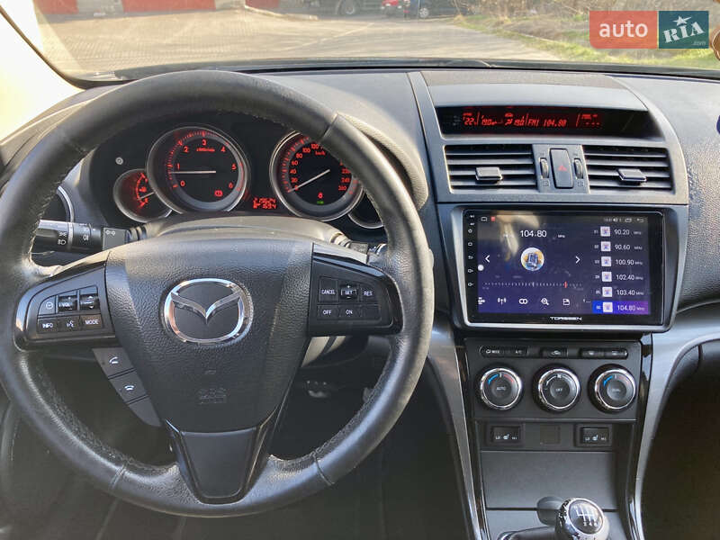 Универсал Mazda 6 2010 в Луцке