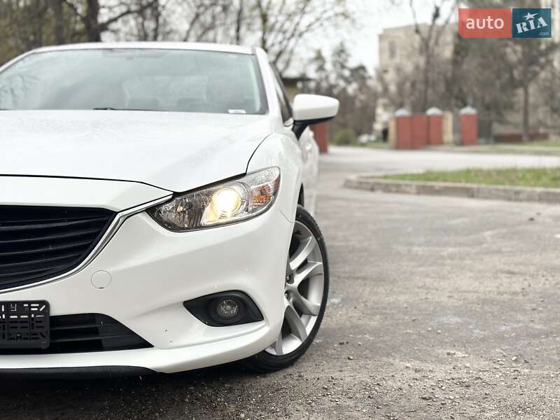 Седан Mazda 6 2015 в Киеве