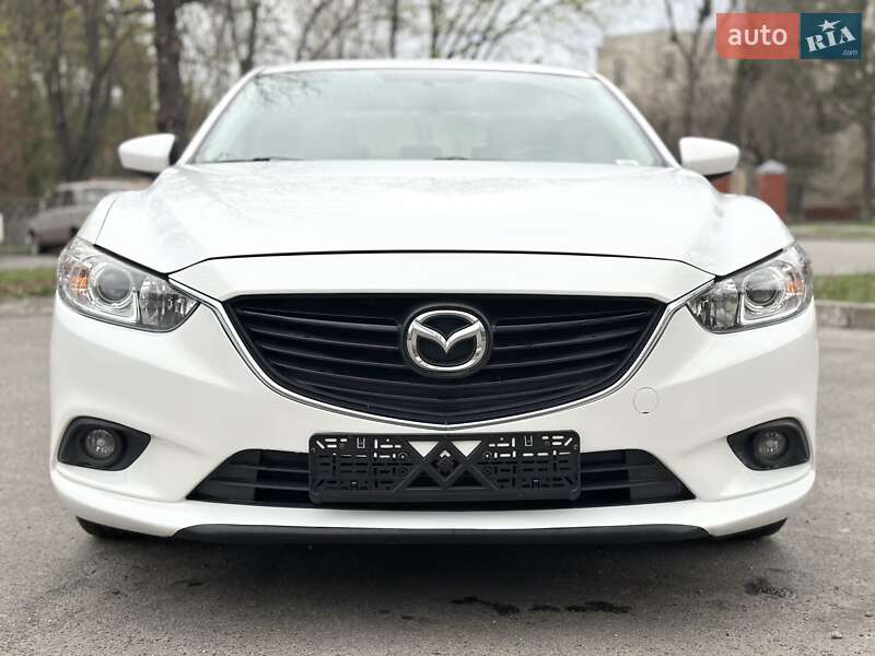 Седан Mazda 6 2015 в Киеве