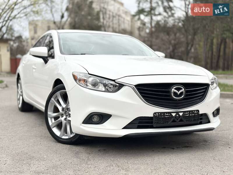 Седан Mazda 6 2015 в Киеве