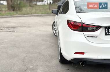Седан Mazda 6 2015 в 
