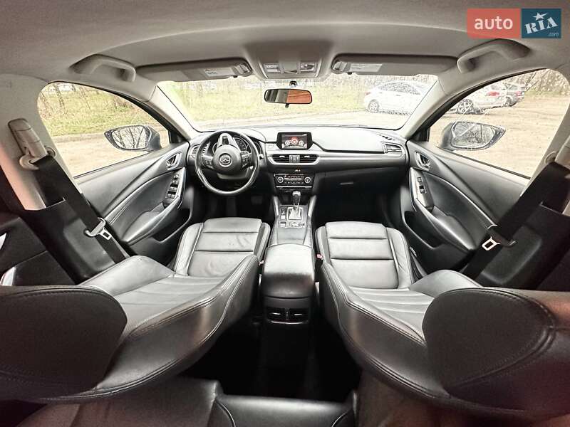 Седан Mazda 6 2015 в Киеве