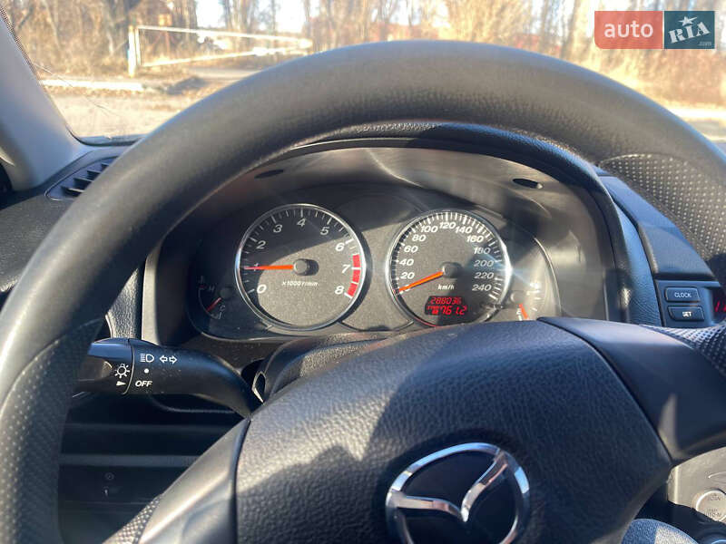 Седан Mazda 6 2004 в Черкасах