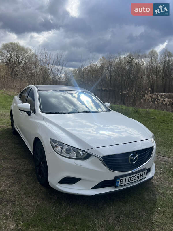 Седан Mazda 6 2013 в Лохвице