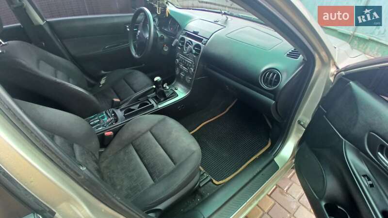 Седан Mazda 6 2005 в Барвенкове