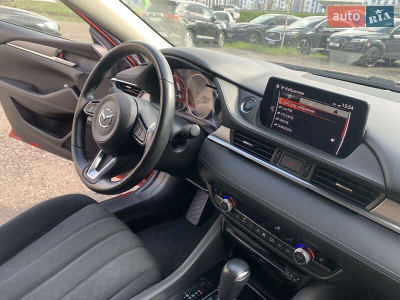Седан Mazda 6 2018 в Киеве
