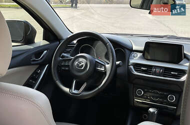 Седан Mazda 6 2015 в 