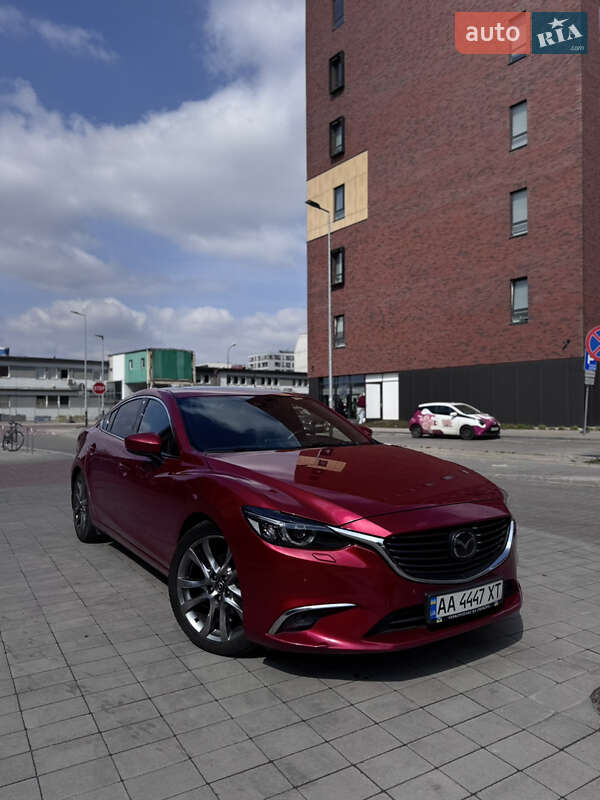 Седан Mazda 6 2016 в 