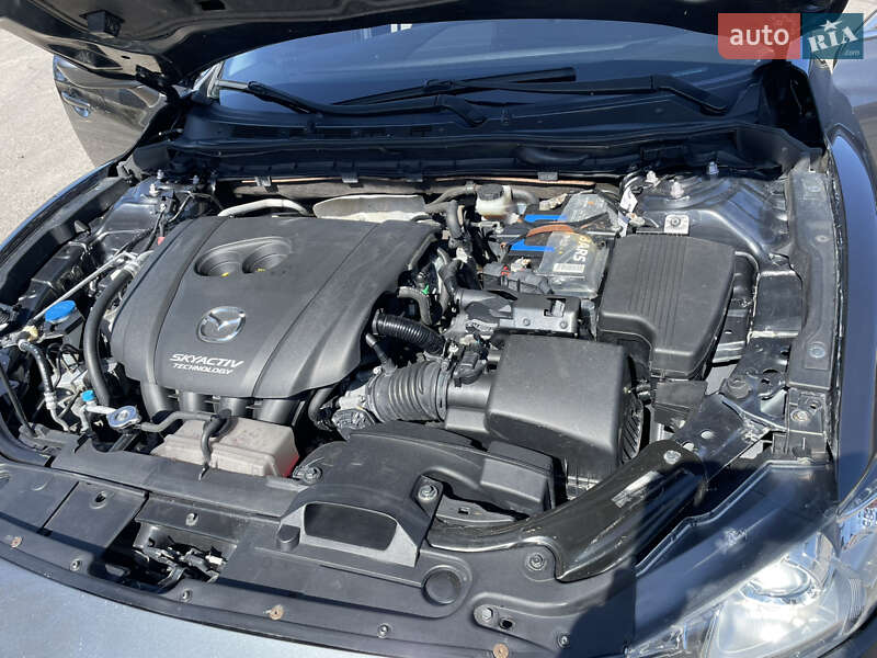 Седан Mazda 6 2014 в Львове