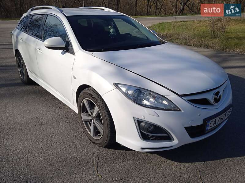 Универсал Mazda 6 2011 в 