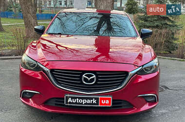 Седан Mazda 6 2015 в 