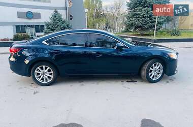 Седан Mazda 6 2015 в 