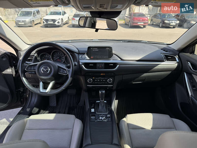 Седан Mazda 6 2017 в Киеве