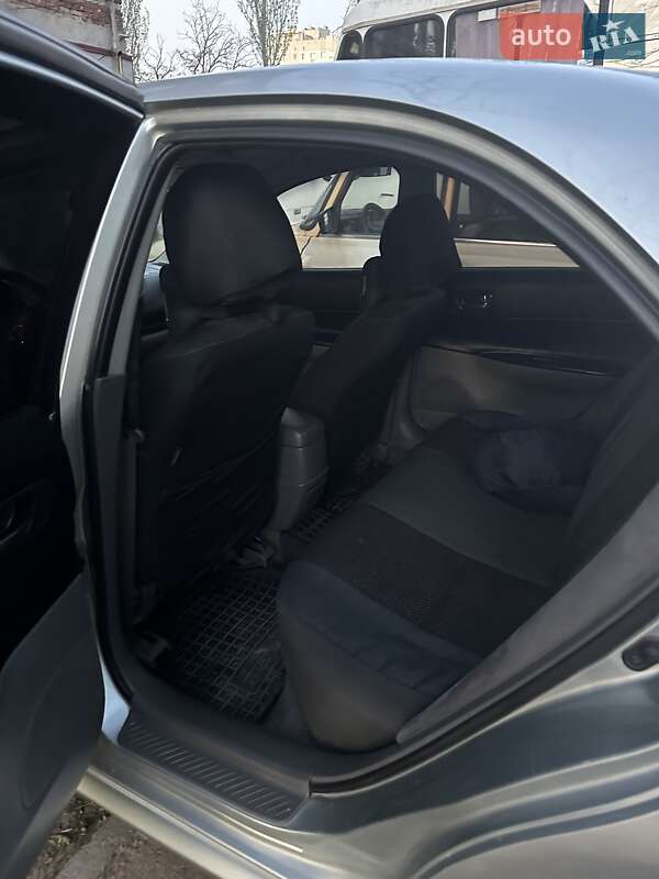 Седан Mazda 6 2004 в Миколаєві