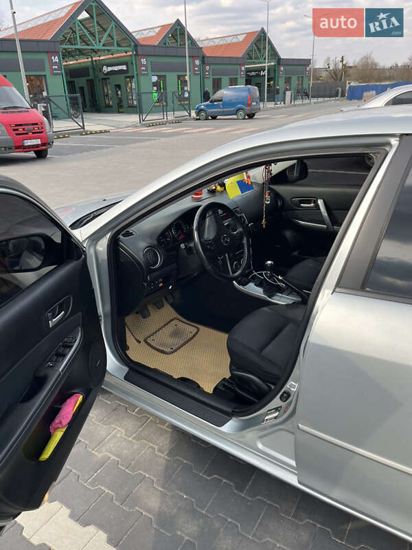 Лифтбек Mazda 6 2007 в Киеве