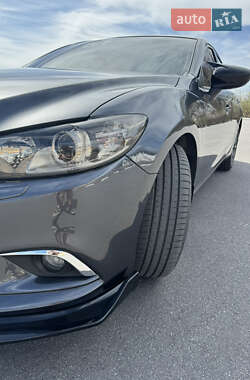 Седан Mazda 6 2014 в 