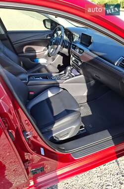 Седан Mazda 6 2015 в 