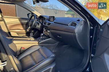 Седан Mazda 6 2015 в 