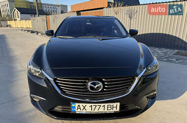 Седан Mazda 6 2015 в 