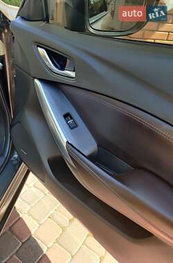 Универсал Mazda 6 2015 в 